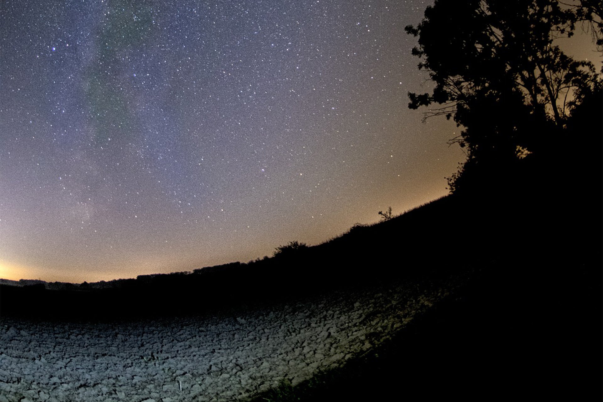【睡眠の悩み】怖い夢で目が覚める「悪夢障害」-良い夢を見る方法